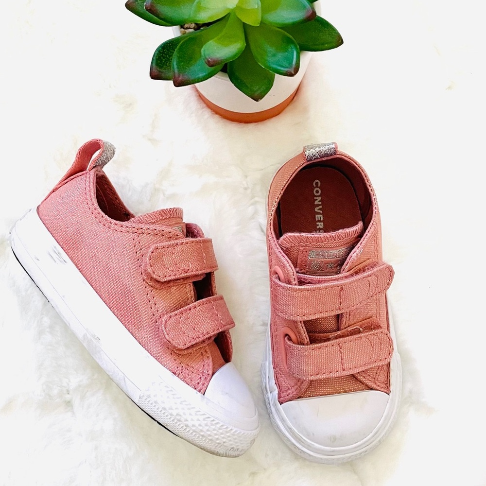 ⭐️Converse Chuck Taylor Sparkle Sneaker⭐️